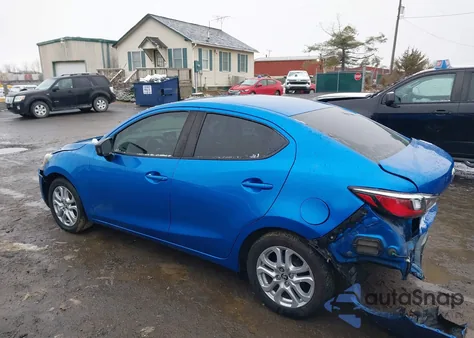 2018 Toyota Yaris Ia z USA, uszkodzony, nr VIN 3MYDLBYV7JY312734